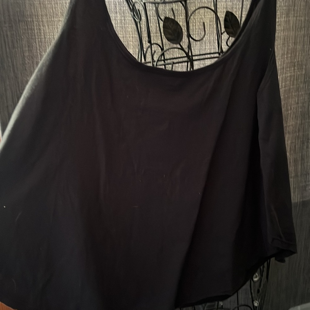 O’Neill Tank Top - size XL - Picture 4 of 6